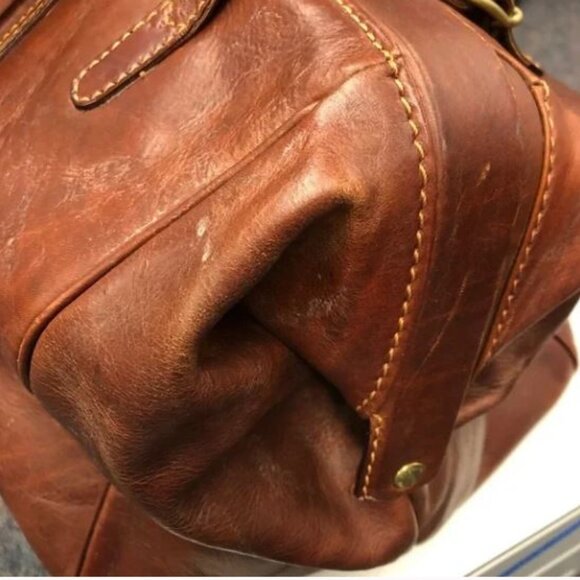 THE BRIDGE Italian Leather Large Buckle Travel bag Brown with Gold Hardware - Picture 6 of 14